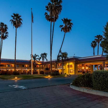 Best Western Apricot Inn Chaney Ranch Zewnętrze zdjęcie